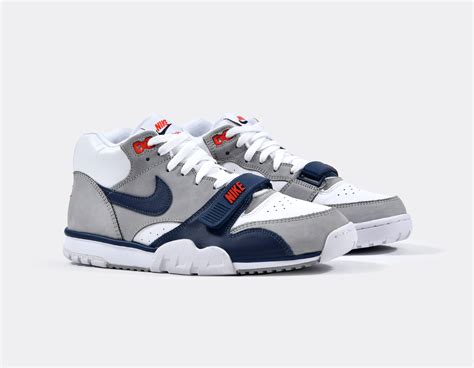 nike air trainer 1 midnight navy|nike jordan 1 mid pink.